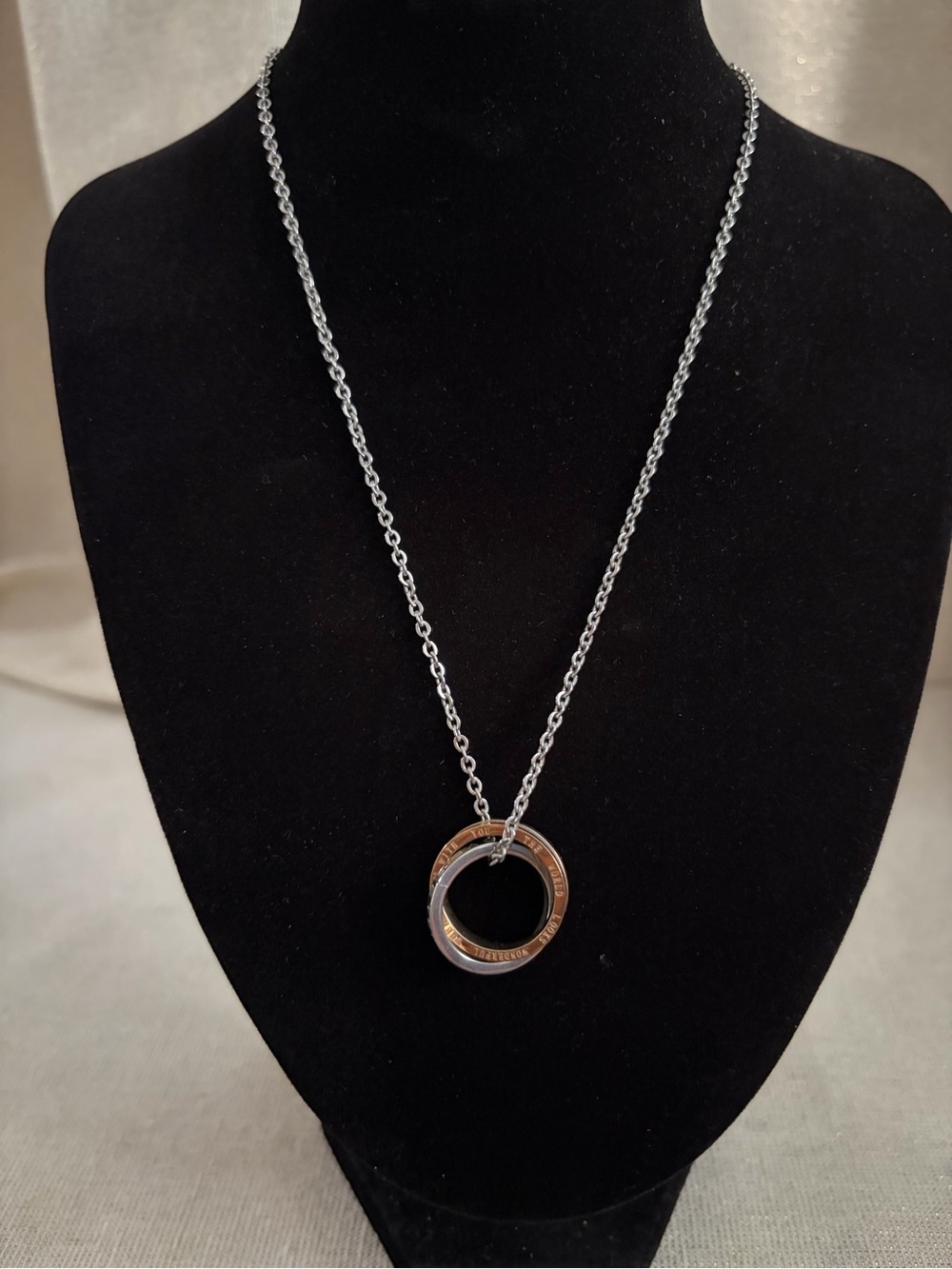 Double Ring Pendant Necklace